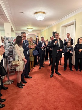 Predstavitev Ptice upanja za mir -amb.Marko Štucin